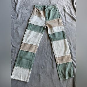 SHEIN Cream Tan Green Jeans. Size: XS Great condition